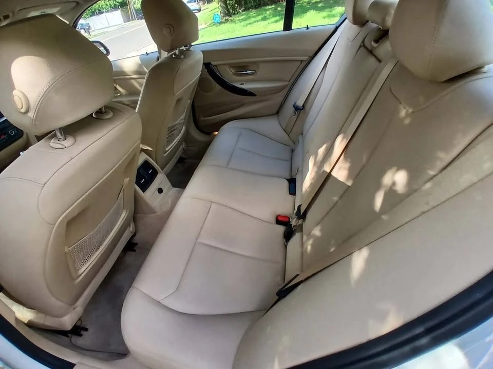 2013 BMW 3 Series - Image 18 of 20