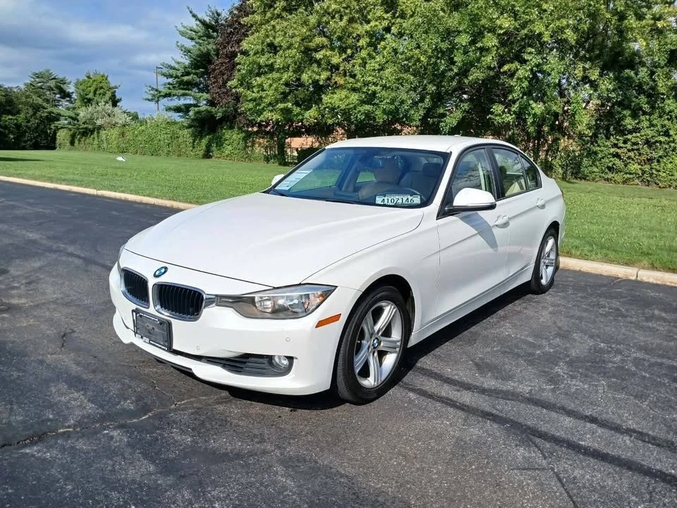 2013 BMW 3 Series - Image 4 of 20
