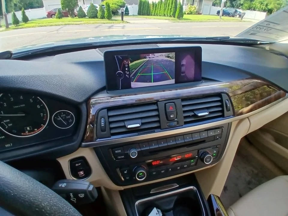 2013 BMW 3 Series - Image 10 of 20