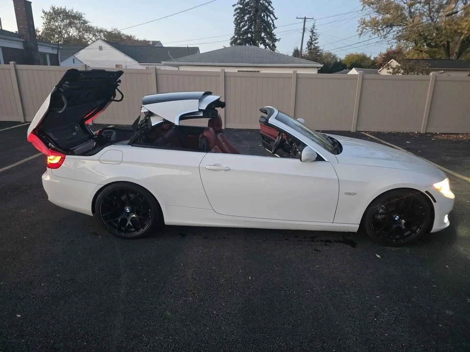 2013 BMW E93 3 Series Convertible - Image 9 of 14