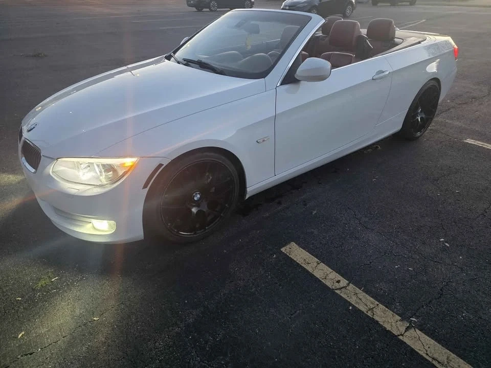 2013 BMW E93 3 Series Convertible - Image 5 of 14