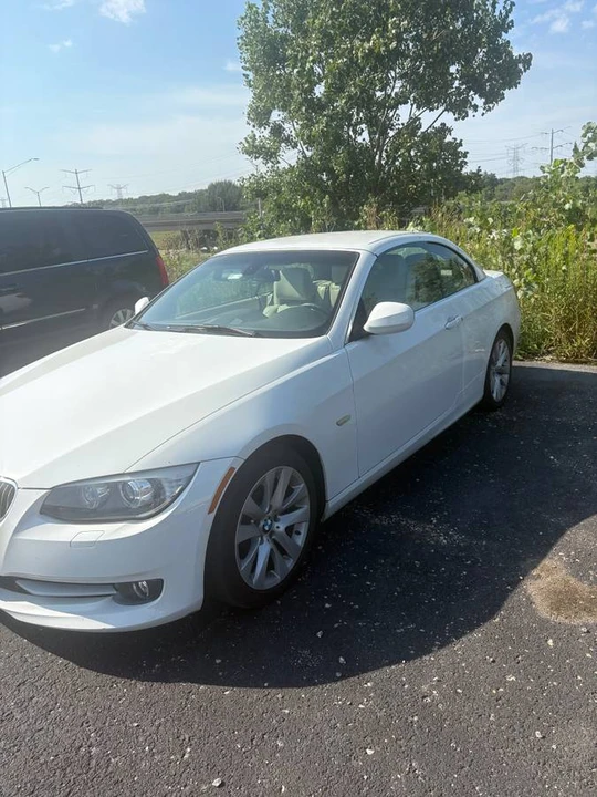 2013 BMW E93 3 Series Convertible - Image 6 of 9