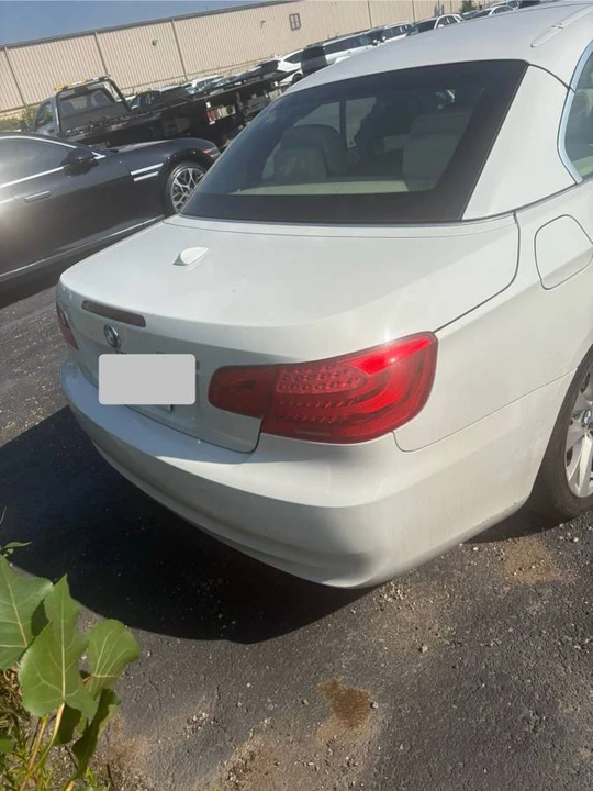 2013 BMW E93 3 Series Convertible - Image 3 of 9