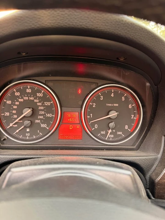 2013 BMW E93 335i Convertible - Image 12 of 16