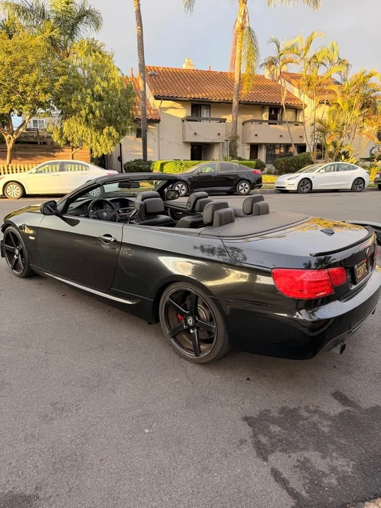 2013 BMW E93 335i Convertible - Image 10 of 16