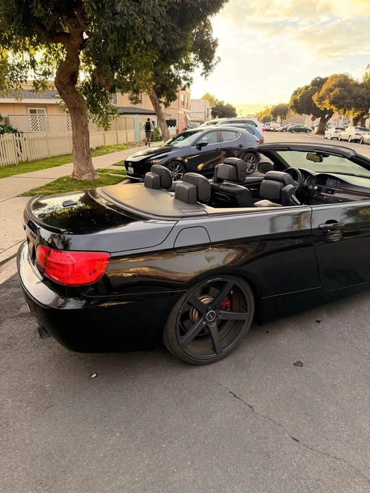 2013 BMW E93 335i Convertible - Image 7 of 16