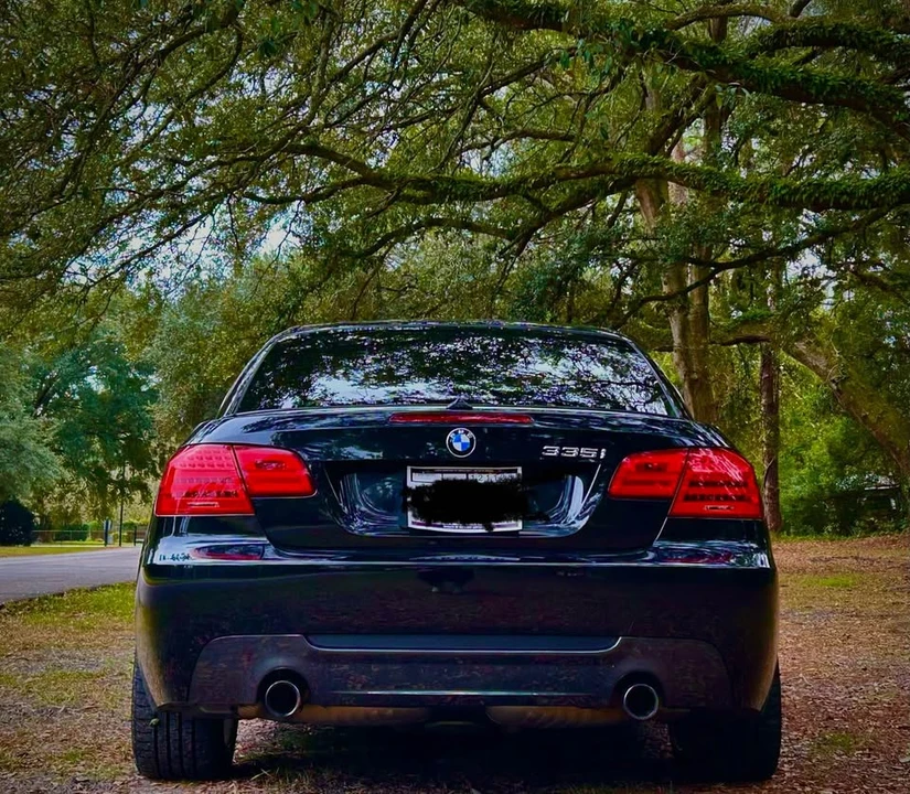 2013 BMW E93 335i Convertible - Image 3 of 20