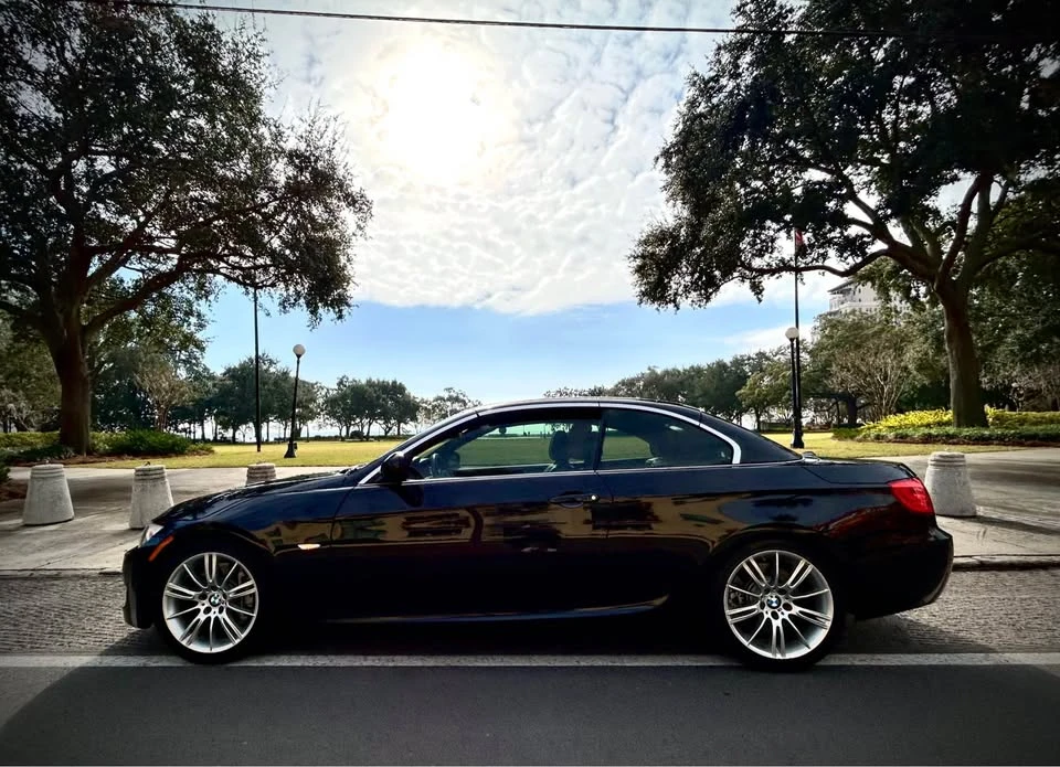 2013 BMW E93 335i Convertible - Image 13 of 20