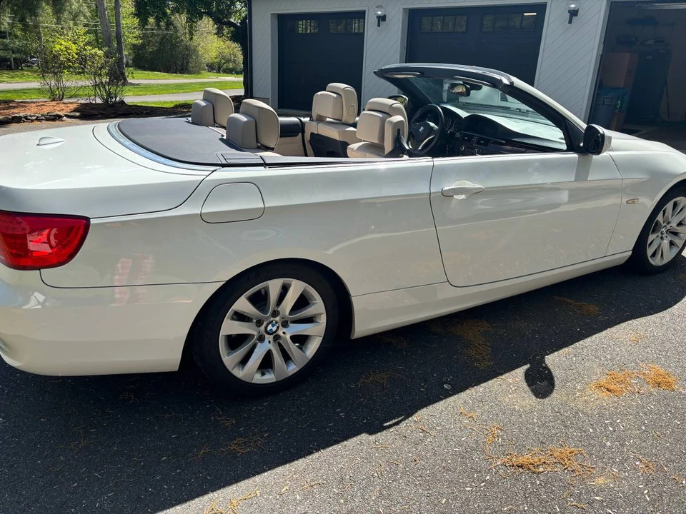 2013 BMW E93 3 Series Convertible - Image 9 of 13
