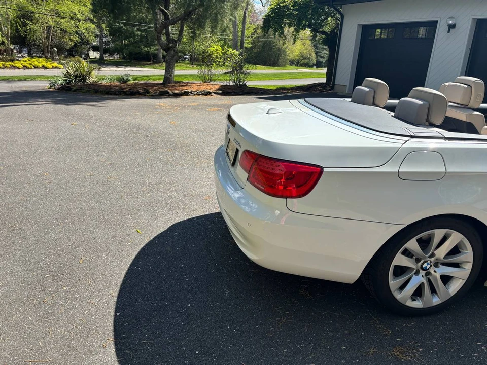 2013 BMW E93 3 Series Convertible - Image 13 of 13