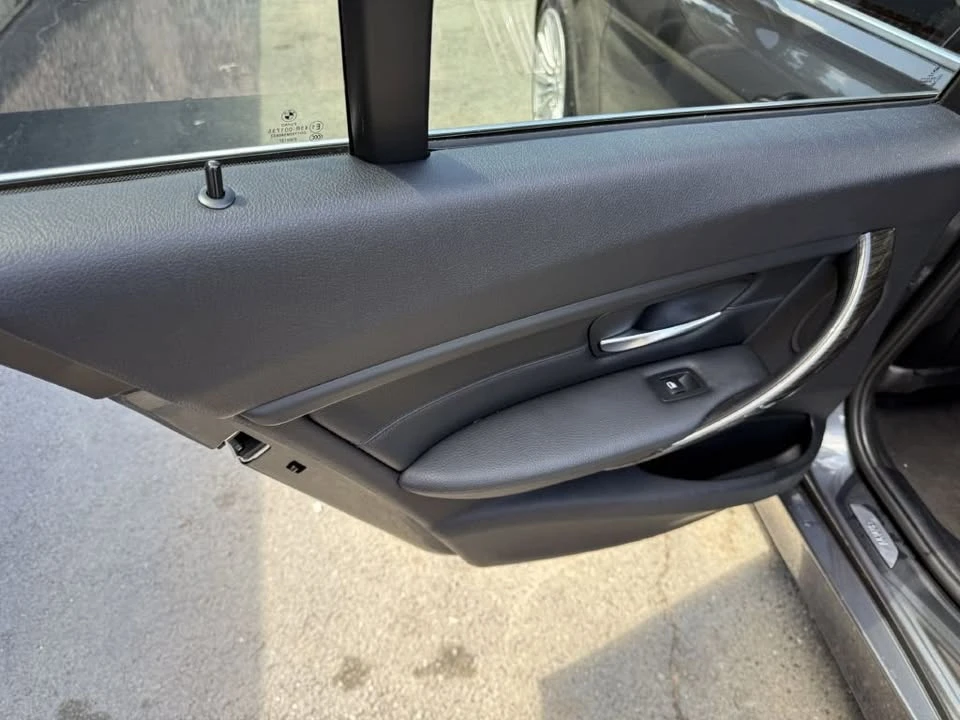 2013 BMW M5 - Image 13 of 20