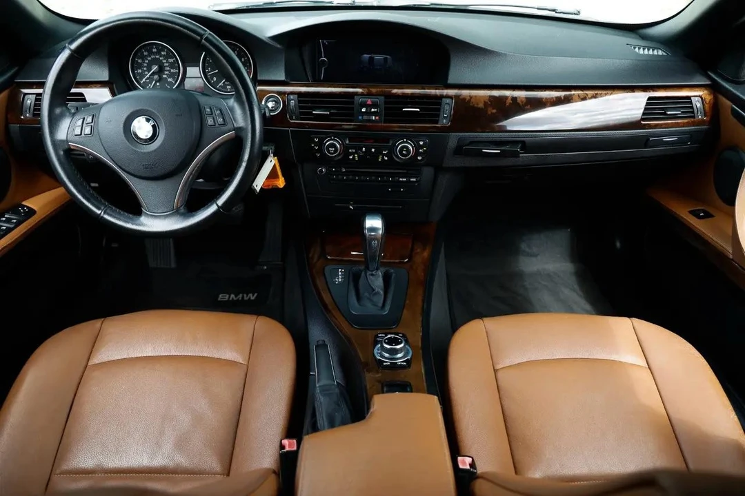 2013 BMW E93 3 Series Convertible - Image 21 of 21