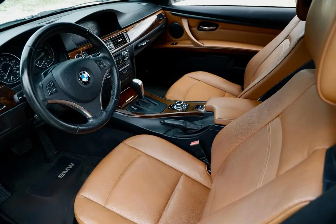 2013 BMW E93 3 Series Convertible - Image 4 of 21
