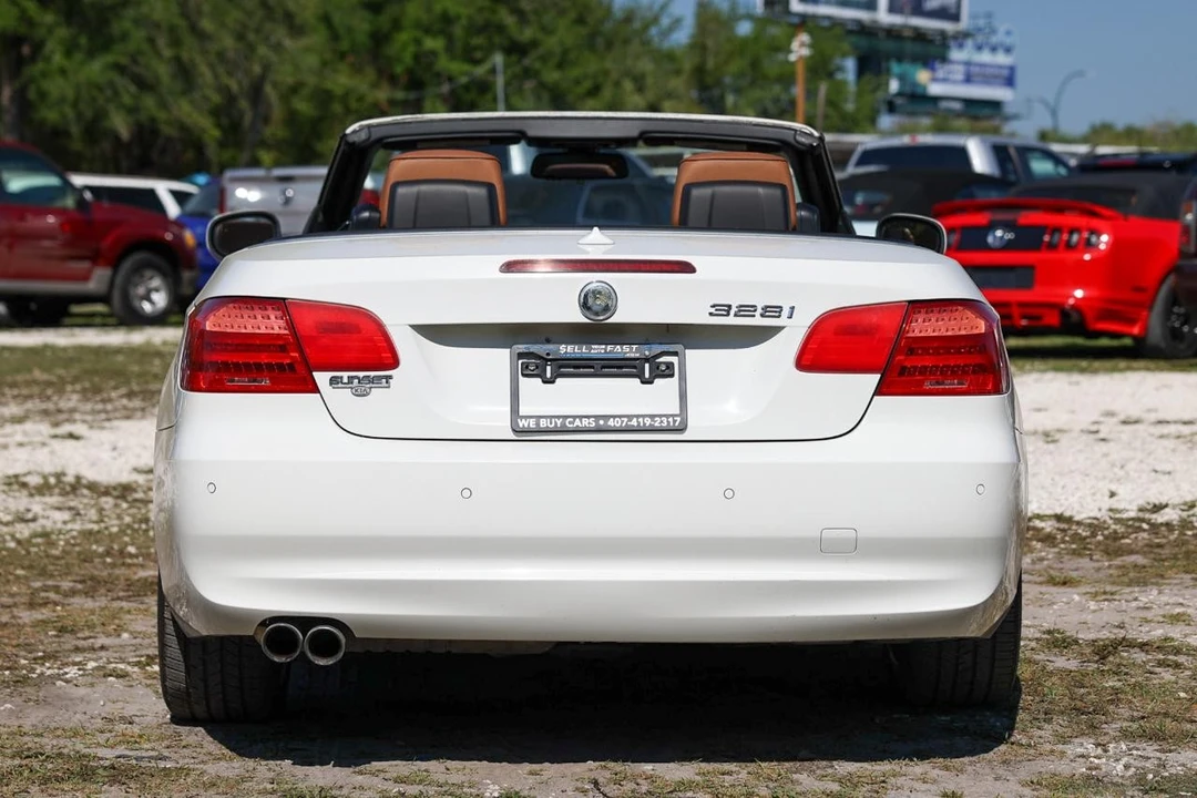 2013 BMW E93 3 Series Convertible - Image 9 of 21