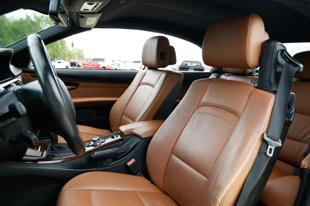 2013 BMW E93 3 Series Convertible - Image 6 of 21