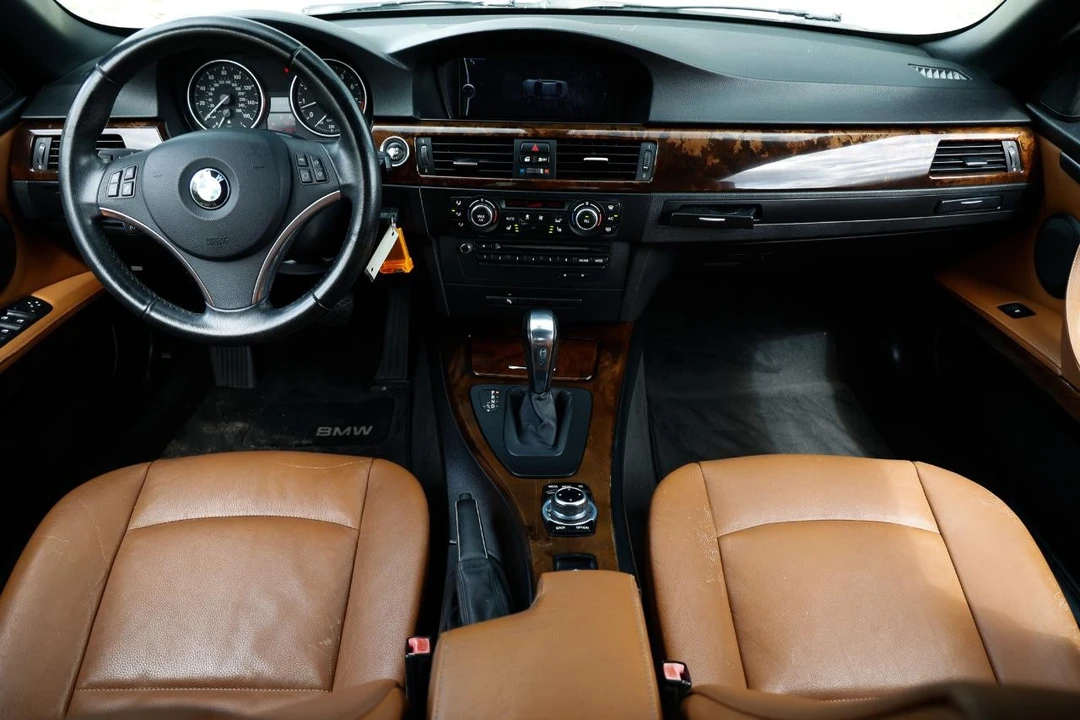 2013 BMW E93 3 Series Convertible - Image 2 of 21