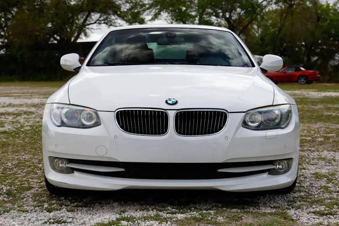 2013 BMW E93 3 Series Convertible - Image 17 of 21