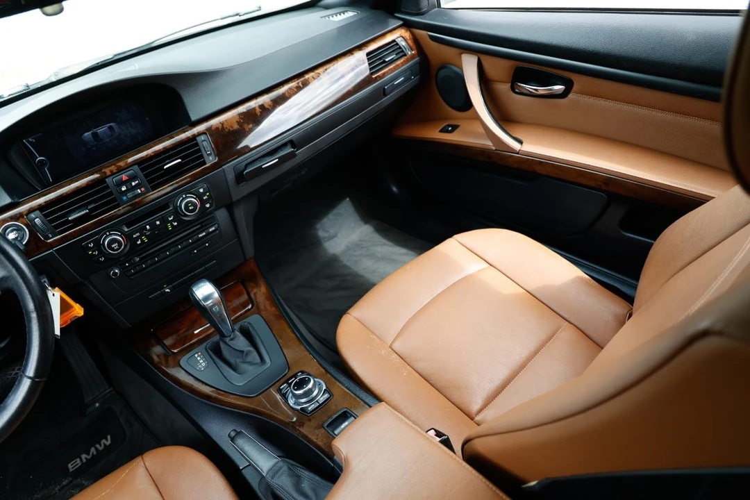2013 BMW E93 3 Series Convertible - Image 21 of 21
