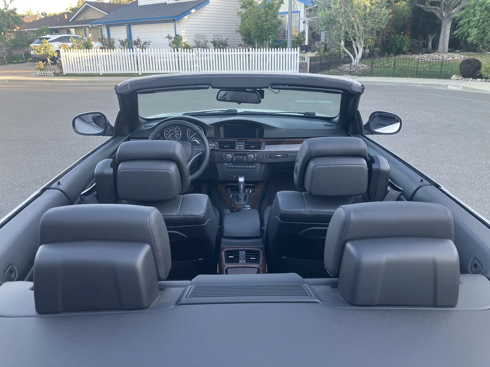 2013 BMW E93 3 Series Convertible - Image 4 of 6
