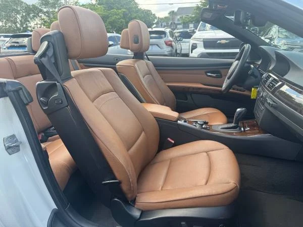 2013 BMW E93 3 Series Convertible - Image 13 of 16