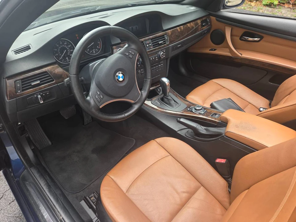 2013 BMW E93 3 Series Convertible - Image 8 of 17