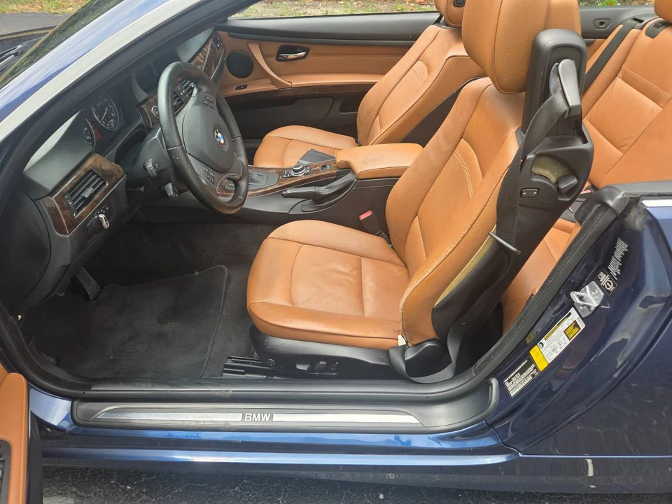 2013 BMW E93 3 Series Convertible - Image 7 of 17