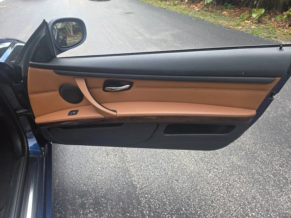 2013 BMW E93 3 Series Convertible - Image 13 of 17