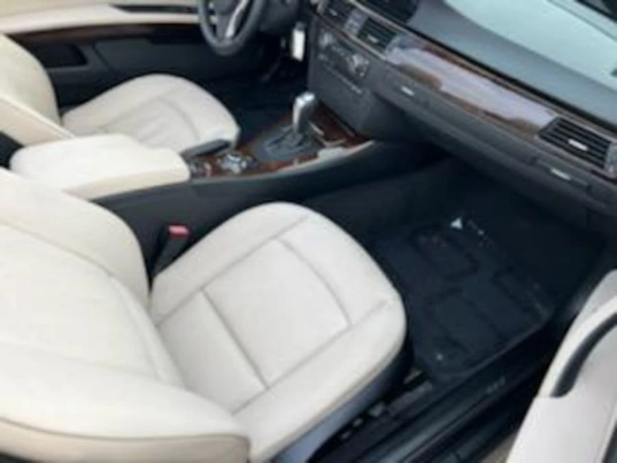 2013 BMW E93 3 Series Convertible - Image 4 of 6