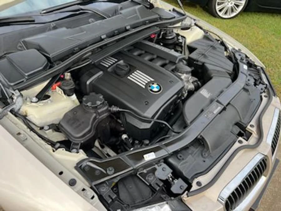 2013 BMW E93 3 Series Convertible - Image 6 of 6