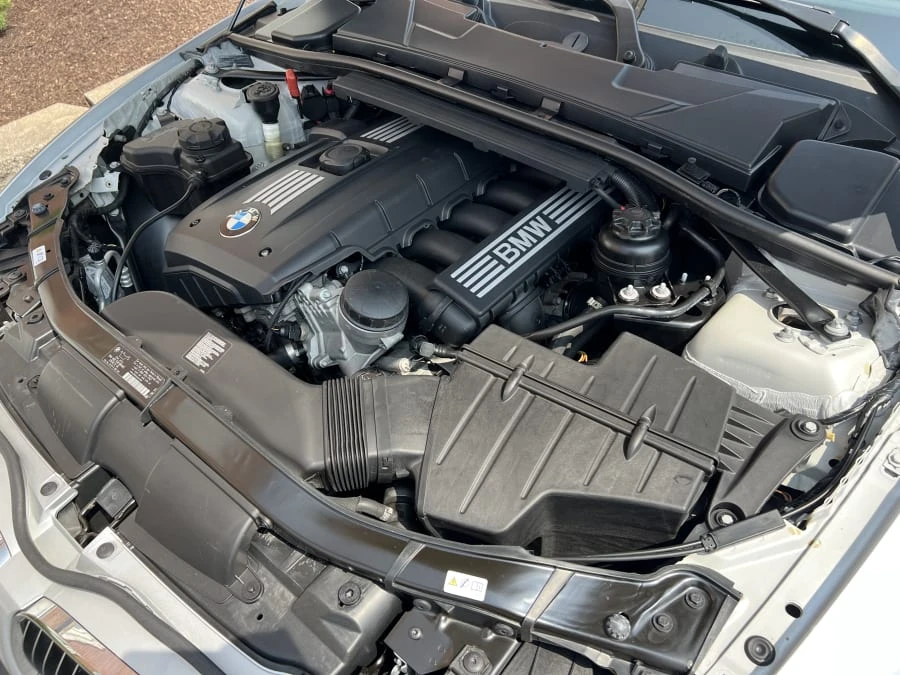 2013 BMW E93 3 Series Convertible - Image 12 of 12