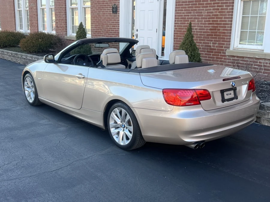 2013 BMW E93 3 Series Convertible - Image 3 of 10
