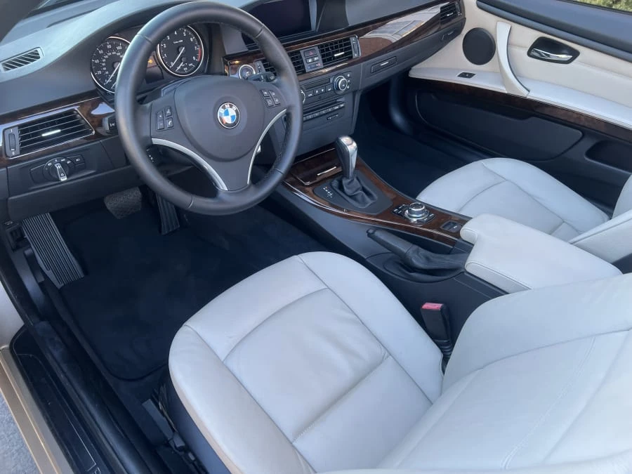 2013 BMW E93 3 Series Convertible - Image 4 of 10