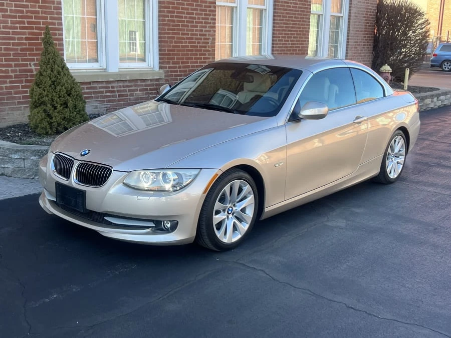 2013 BMW E93 3 Series Convertible - Image 8 of 10