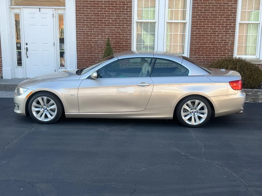 2013 BMW E93 3 Series Convertible - Image 9 of 10