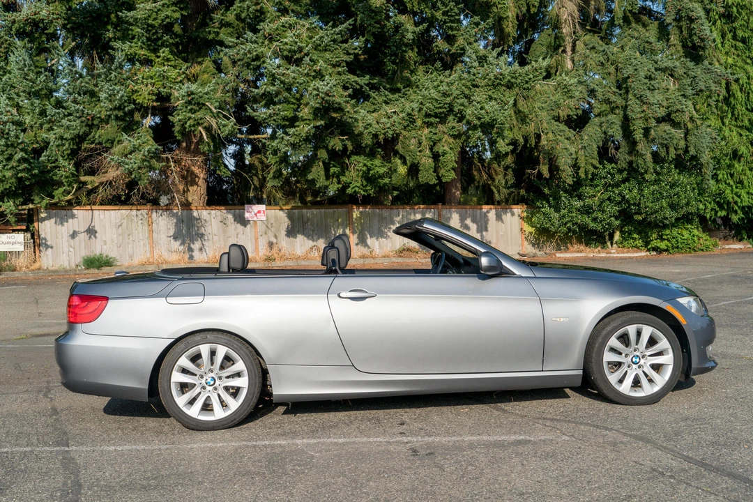 2013 BMW E93 3 Series Convertible - Image 8 of 31
