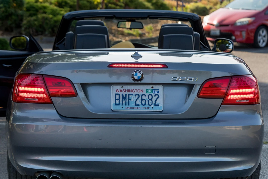 2013 BMW E93 3 Series Convertible - Image 23 of 31