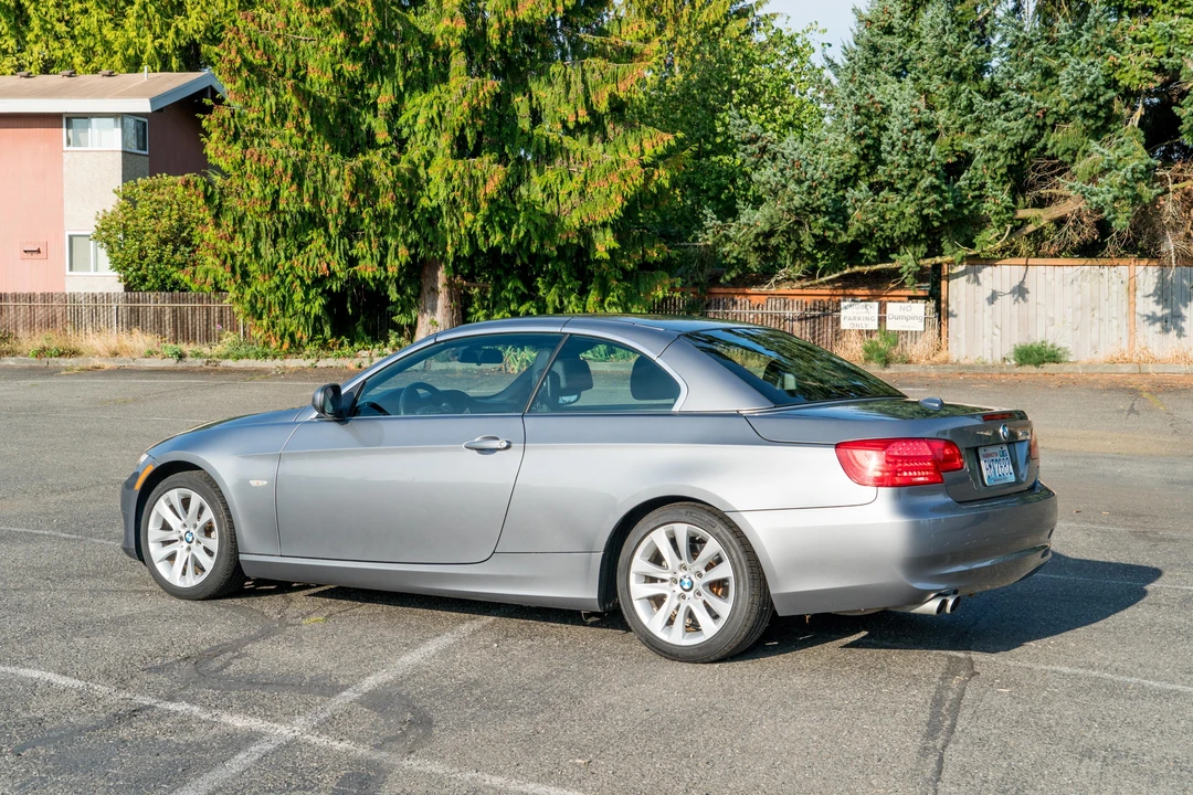 2013 BMW E93 3 Series Convertible - Image 13 of 31