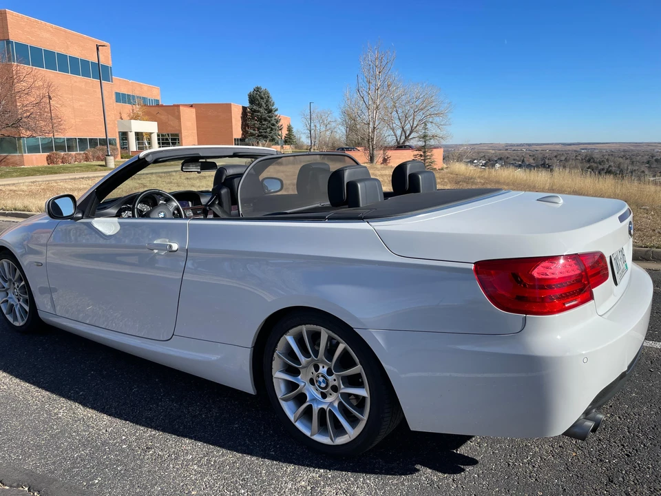 2013 BMW E93 3 Series Convertible - Image 27 of 31