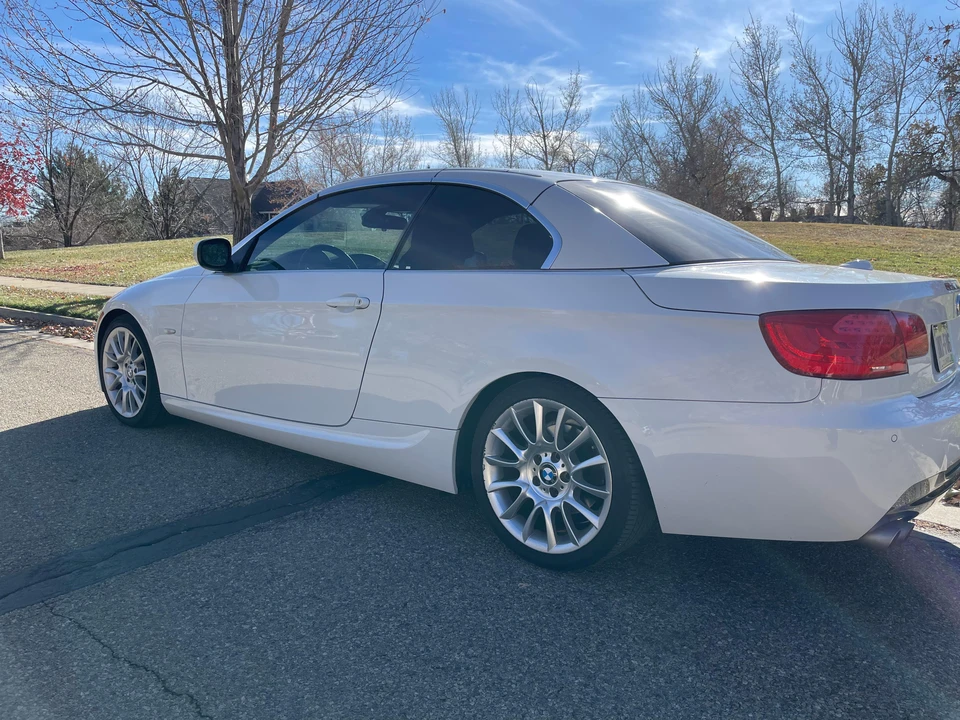 2013 BMW E93 3 Series Convertible - Image 13 of 31