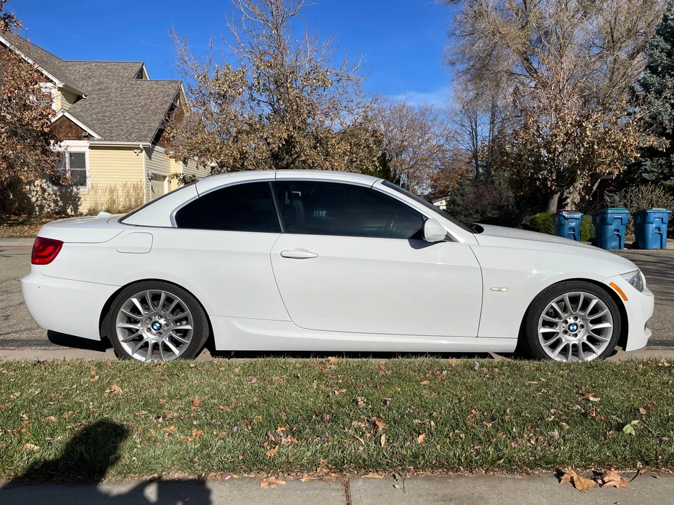 2013 BMW E93 3 Series Convertible - Image 18 of 31
