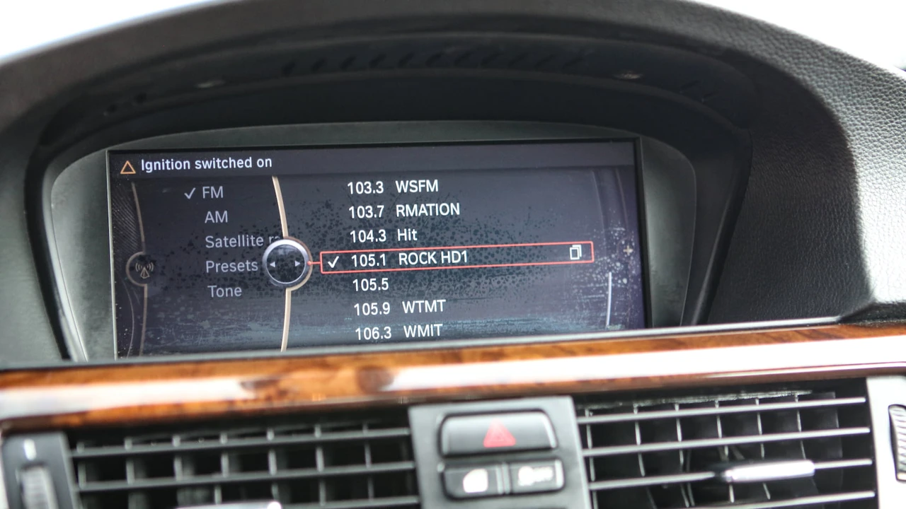 2013 BMW E93 3 Series Convertible - Image 18 of 31