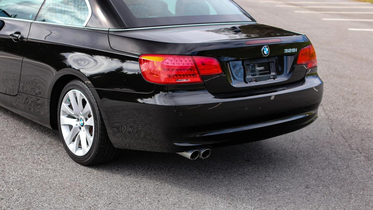 2013 BMW E93 3 Series Convertible - Image 30 of 31