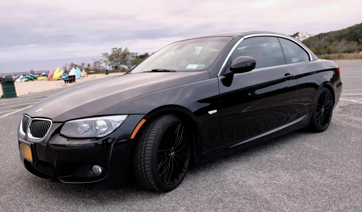 2013 BMW E93 3 Series Convertible - Image 8 of 31