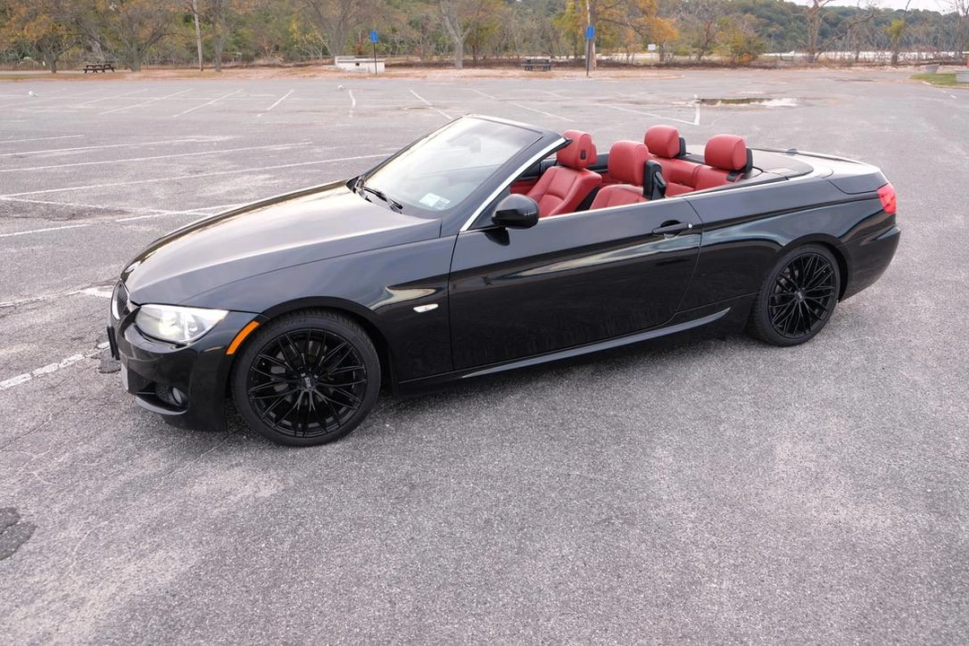 2013 BMW E93 3 Series Convertible - Image 24 of 31