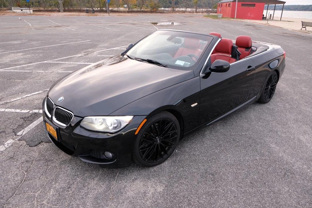 2013 BMW E93 3 Series Convertible - Image 23 of 31