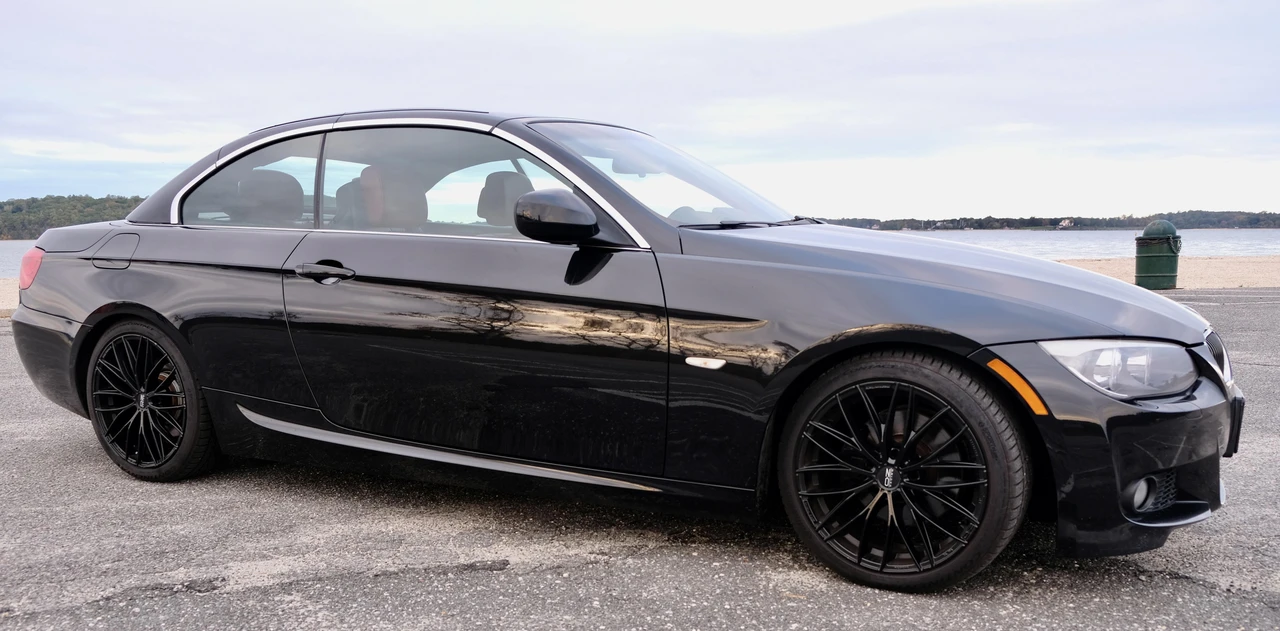2013 BMW E93 3 Series Convertible - Image 16 of 31
