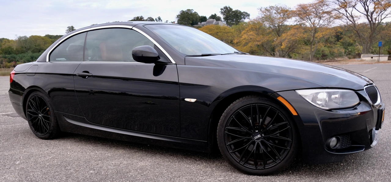 2013 BMW E93 3 Series Convertible - Image 17 of 31