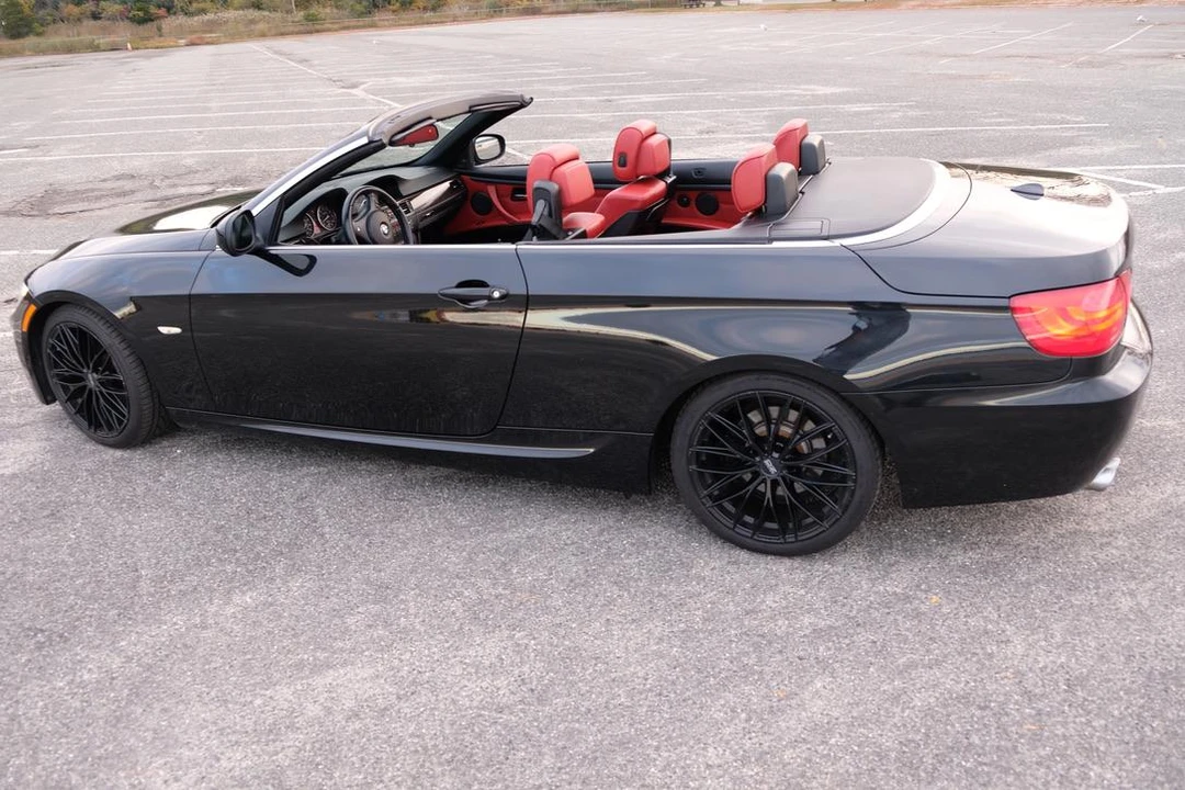 2013 BMW E93 3 Series Convertible - Image 27 of 31