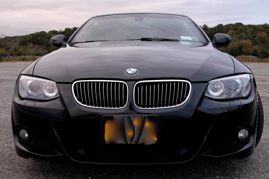 2013 BMW E93 3 Series Convertible - Image 2 of 31