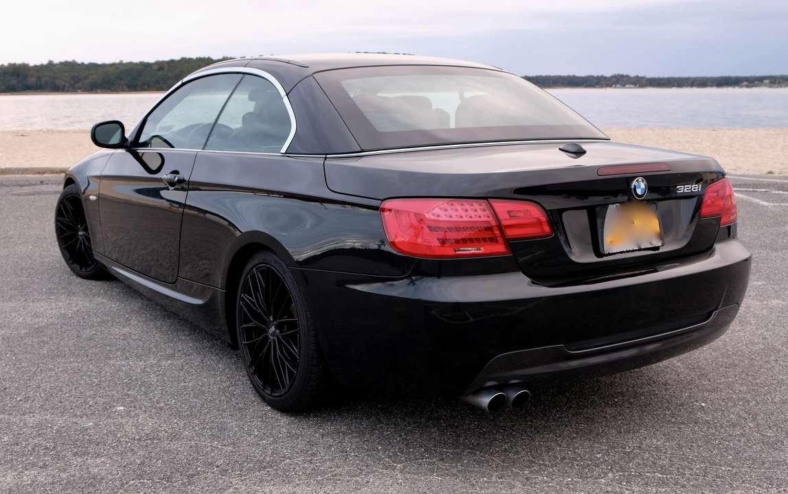 2013 BMW E93 3 Series Convertible - Image 11 of 31